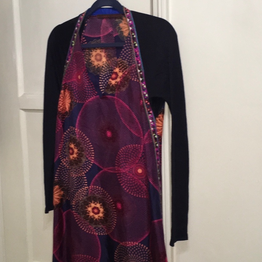 A Common Thread Dress - Picture 6 of 13